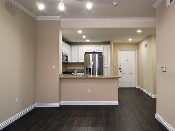 4th image of 3081 Shasta St