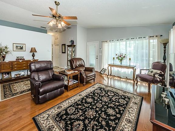 5th image of 1417 Wegmann Dr
