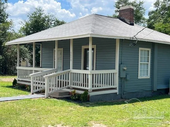 5055 Dr Martin Luther King Jr Dr, Milton, FL 32570