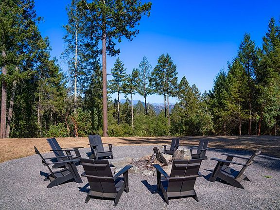 2nd image of 1260 Emerald Ranch Road