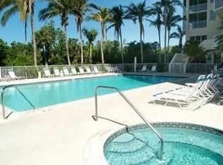 5550 Heron Point Dr APT 104, Naples, FL 34108