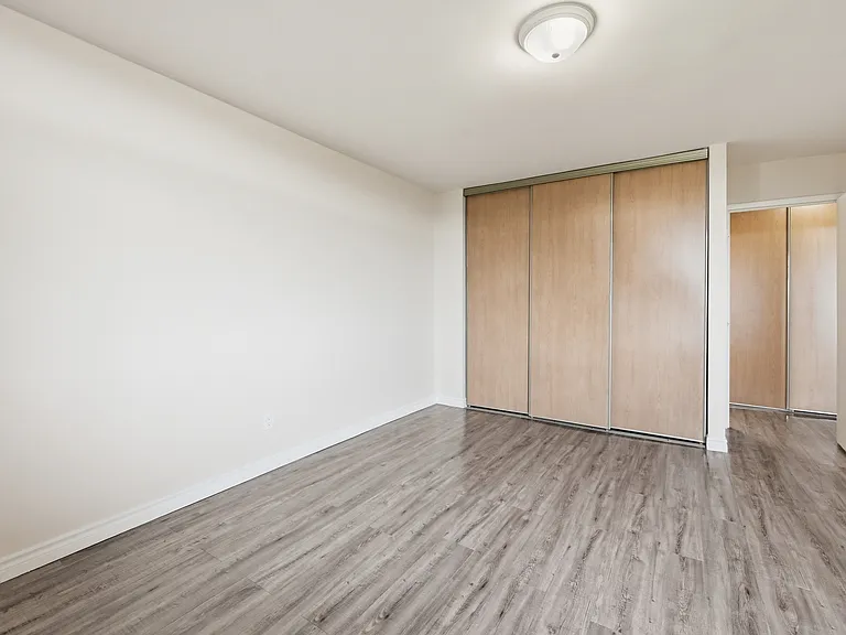 50 Jerome Cres — Photo 10