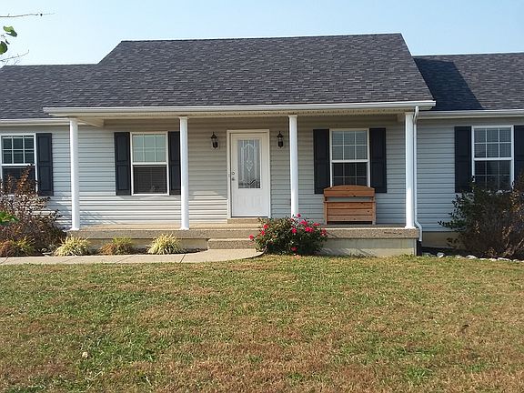 3rd image of 157 Blake Ct