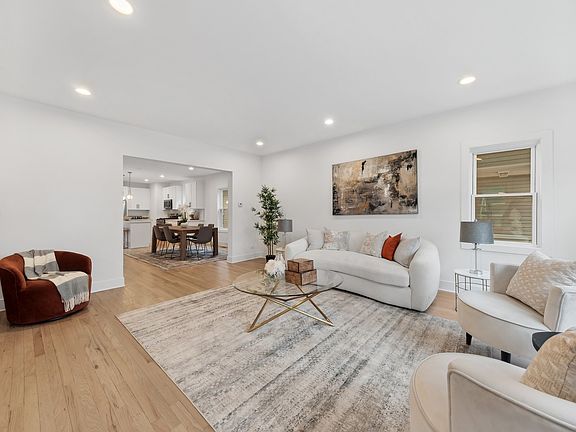 5th image of 5748 W Berenice Ave
