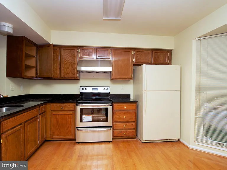 14905 Bradwill Ct — Photo 2