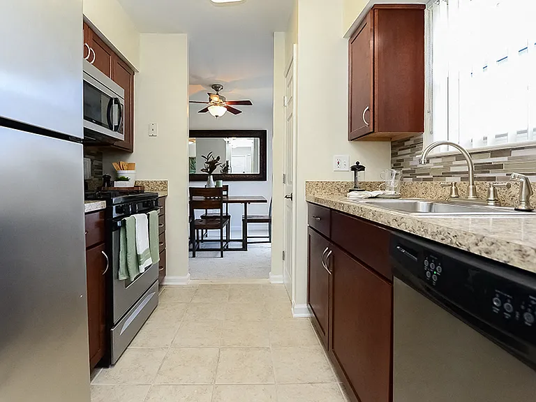 Sherry Lake Apartment Homes — Photo 3