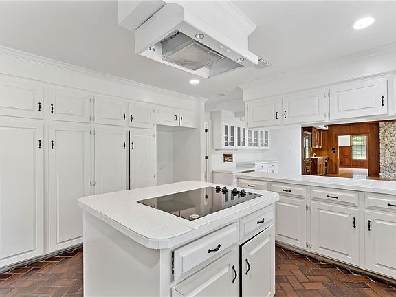 5th image of 1701 NW 30th Ter