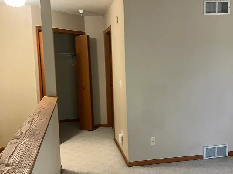 Canyon Rd — Photo 11