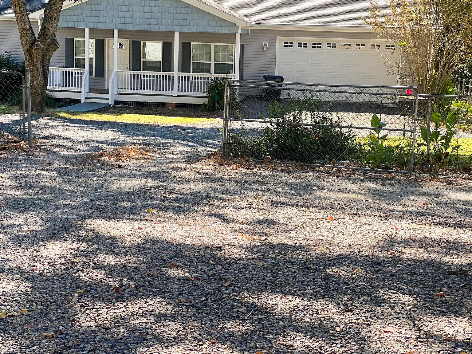 2 bed, 1.5 bath, 912 sqft, $1,700 — Photo 2