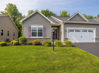 994 Railway Xing, Webster, NY 14580