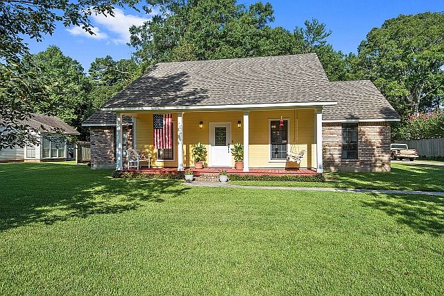 1st image of 13741 Palomino Dr