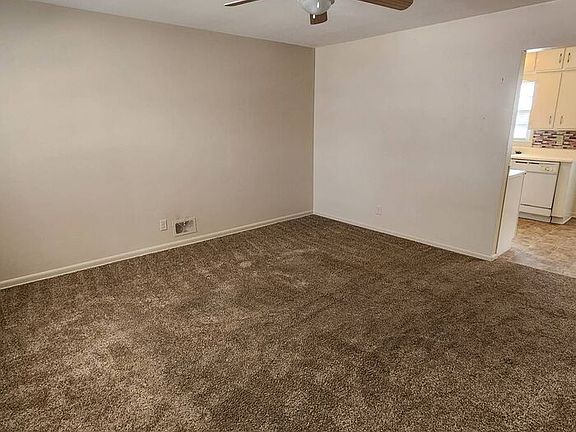5th image of 4305 S James Ave