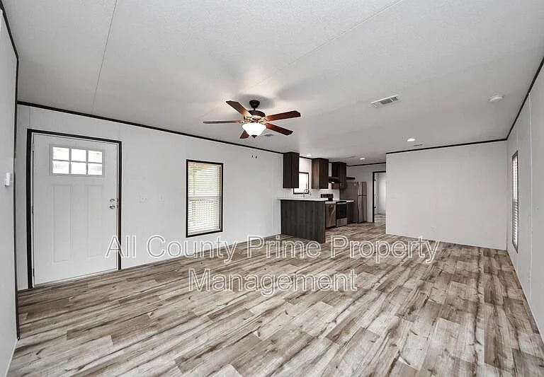 1556 Brown Rd — Photo 8