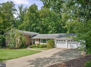 4000 Mavis Ct, Alexandria, VA 22309