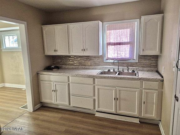 4th image of 546 Orena Ave