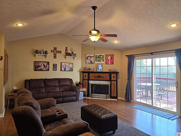 4th image of 250 Jolee Way