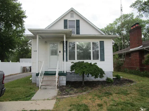 2342 Vivian Rd, Monroe, MI 48162