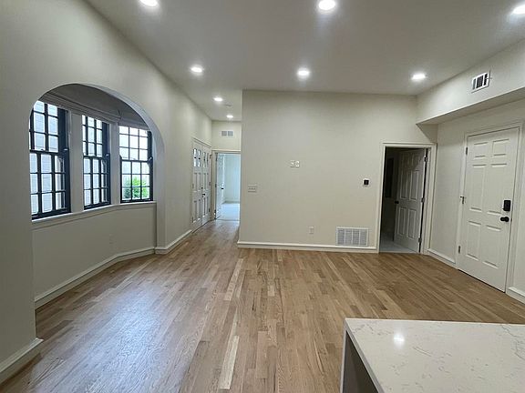 5th image of 1005 Madison Ave #102