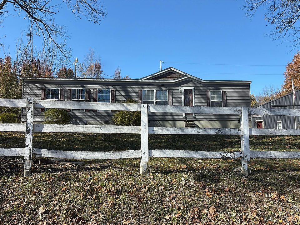 1st image of 2540 Burton Pike