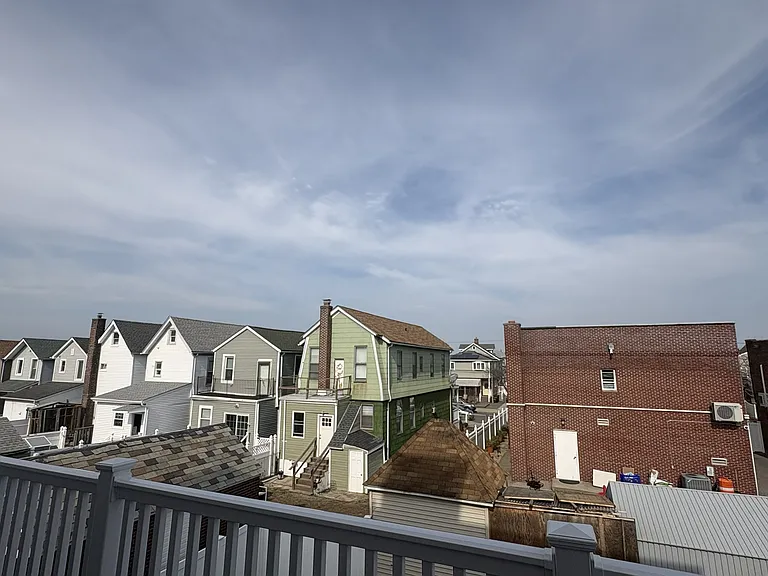 512 Beach 130 St #2B — Photo 10