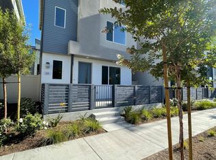 904 E 3rd St, Santa Ana, CA 92701