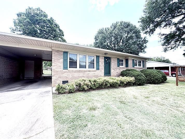 1st image of 2623 Sherry Ln