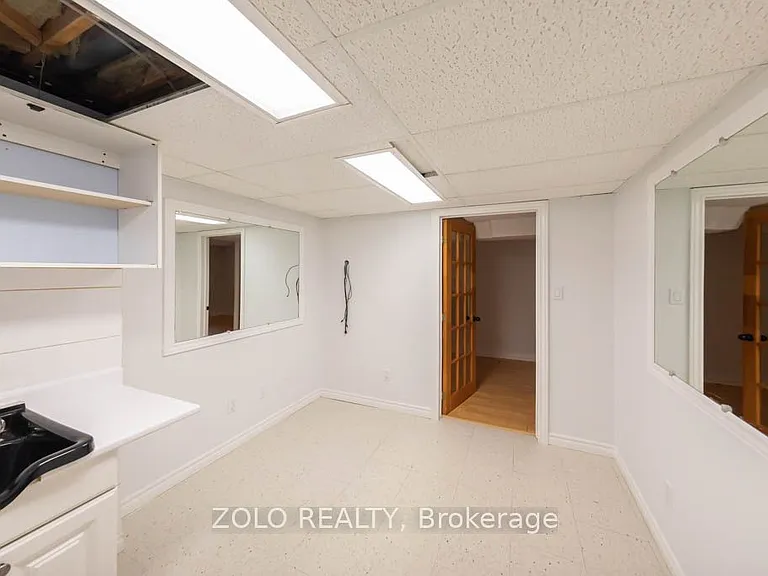 170 Widdifield Ave — Photo 14