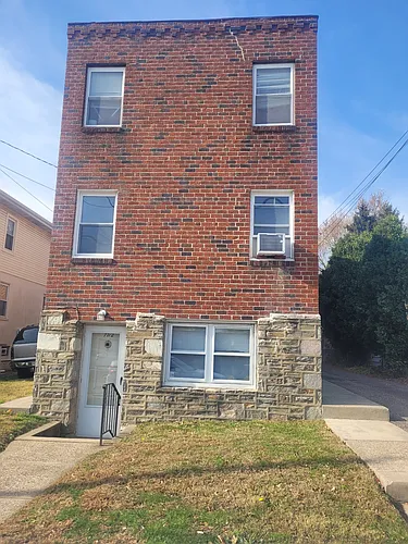 7712 Watson St Photo 1
