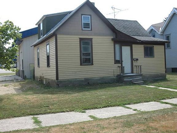 5th image of 1265 2nd Ave N