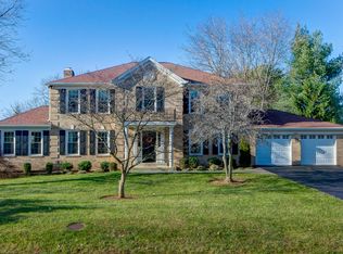 12812 Willow Glen Ct, Herndon, VA 20171