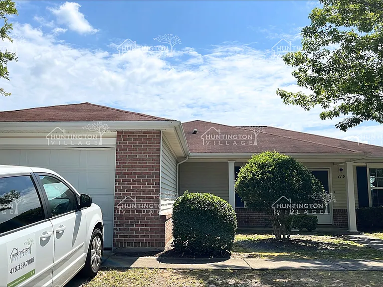 119 Mandalin Dr — Photo 1