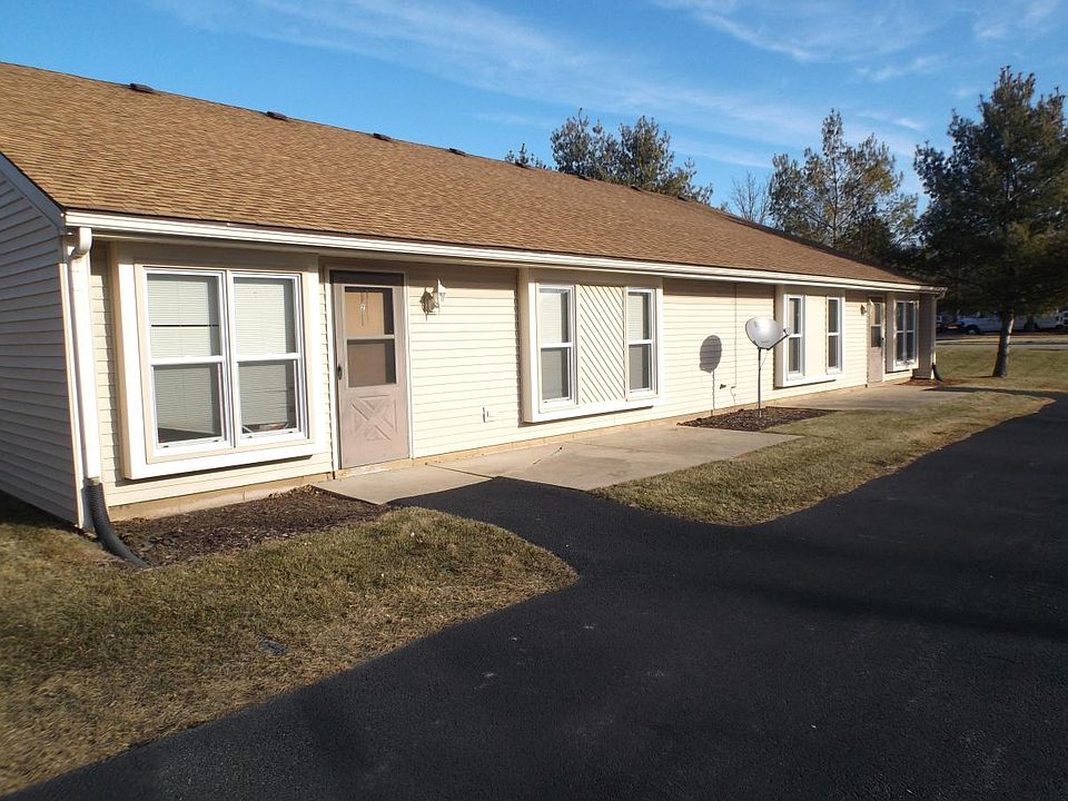 1st image of 4082 Applewood Ln