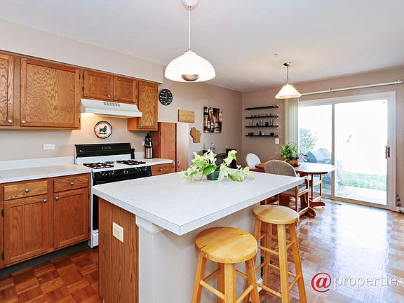 Kitchen / Breakfast Room