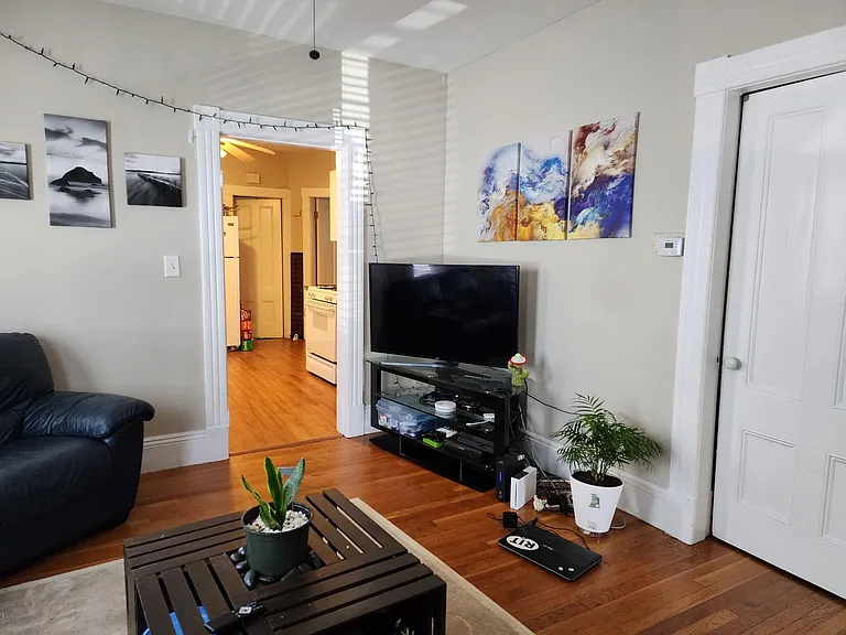30 2nd Ave #1 — Photo 9