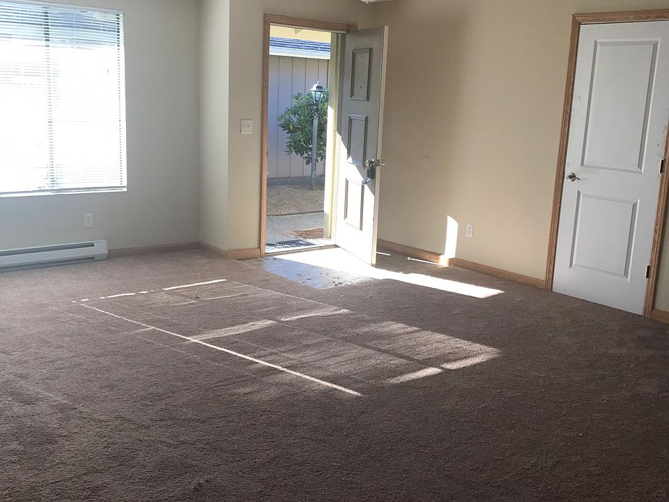 1st image of 7625 47th Ave NE APT 6