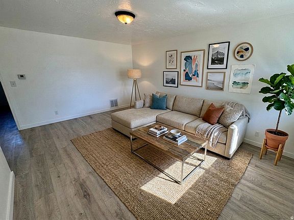 2nd image of 3448 S Maple Way