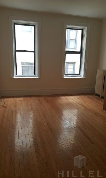 2nd image of 11921 Metropolitan Ave #2/B
