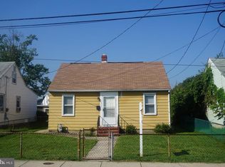 204 Greenway Rd SE, Glen Burnie, MD 21061