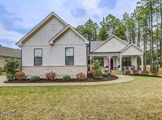 151 Beacon Ridge Dr, West End, NC 27376