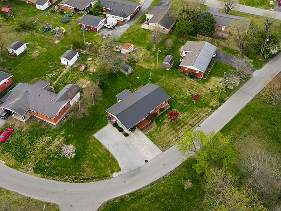 5th image of 123 Westview Dr