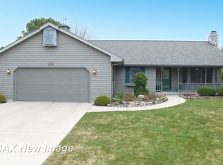 530 Puritan Dr, Saginaw, MI