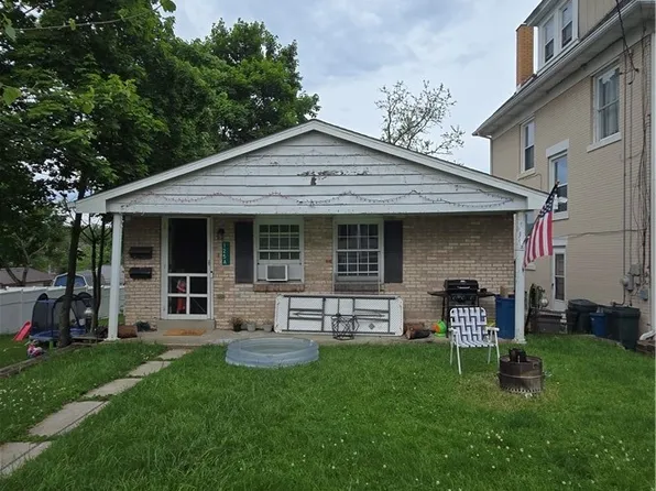 125 Freeport St, Delmont, PA 15626