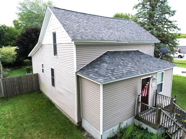 107 S Elm St, Scottville, MI 49454