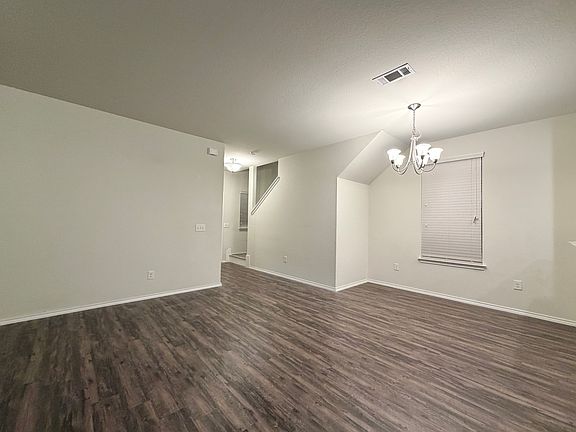 3rd image of 6819 Dove Stone Dr