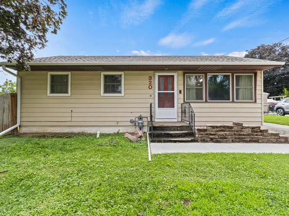 320 Adrian Ave, Council Bluffs, IA 51503