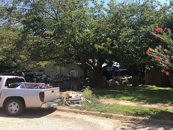 2nd image of 312 Cliff Dr