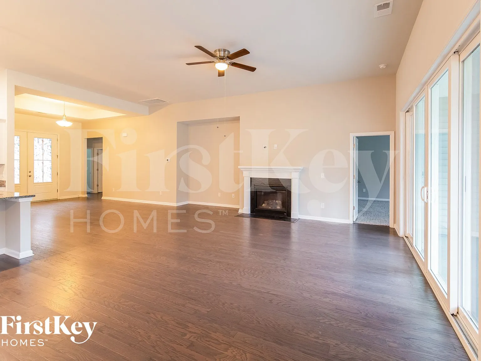 3 bed, 2.5 bath, 2142 sqft, $2,775 — Photo 4