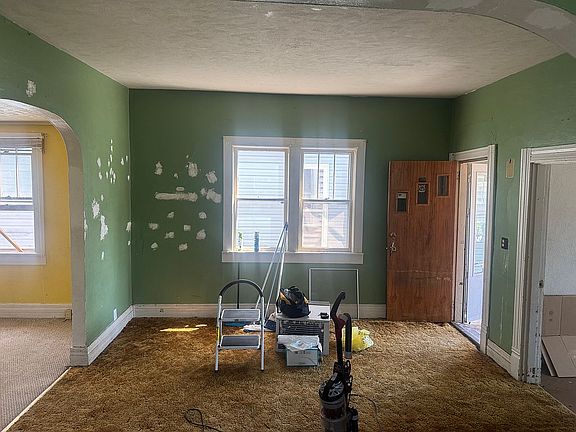 4th image of 119 N 10th St