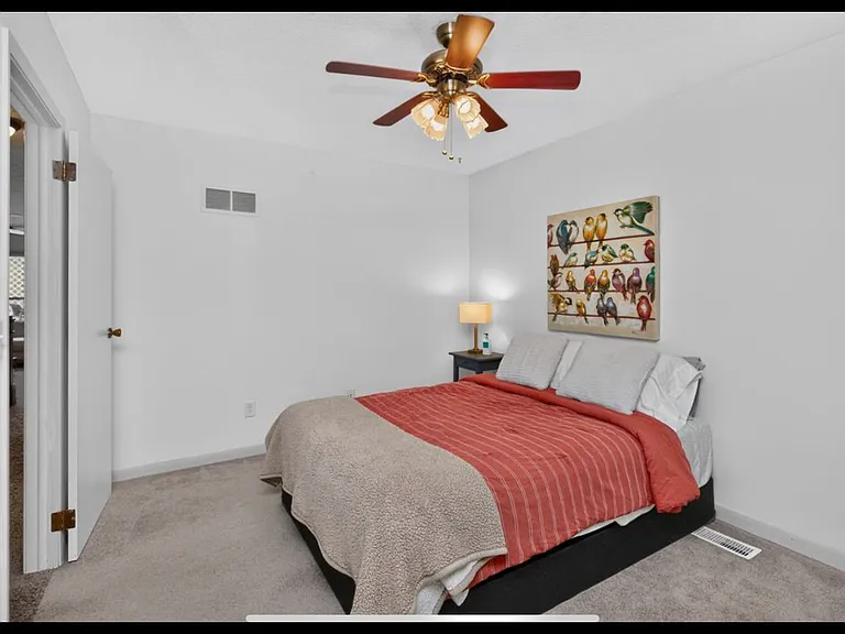 1410 NW Pebble Dr — Photo 7