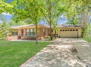 128 Varsity Cir, Arlington, TX 76013